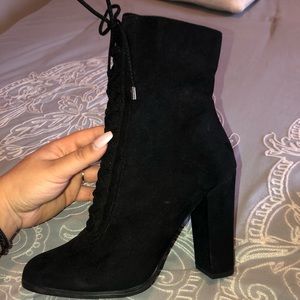 Black tie up booties